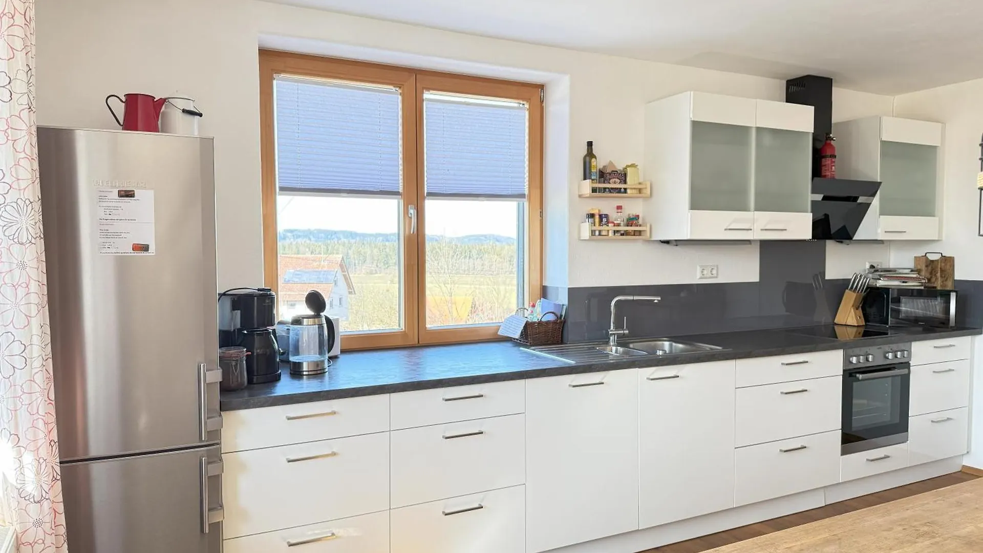 ממינגן Fe Wo Brunnen - 120 Qm - Ruhige Lage - Viel Natur- Komfortabel - Grosser Balkon Und Garten - 3D Rundgang Verfuegbar דירה